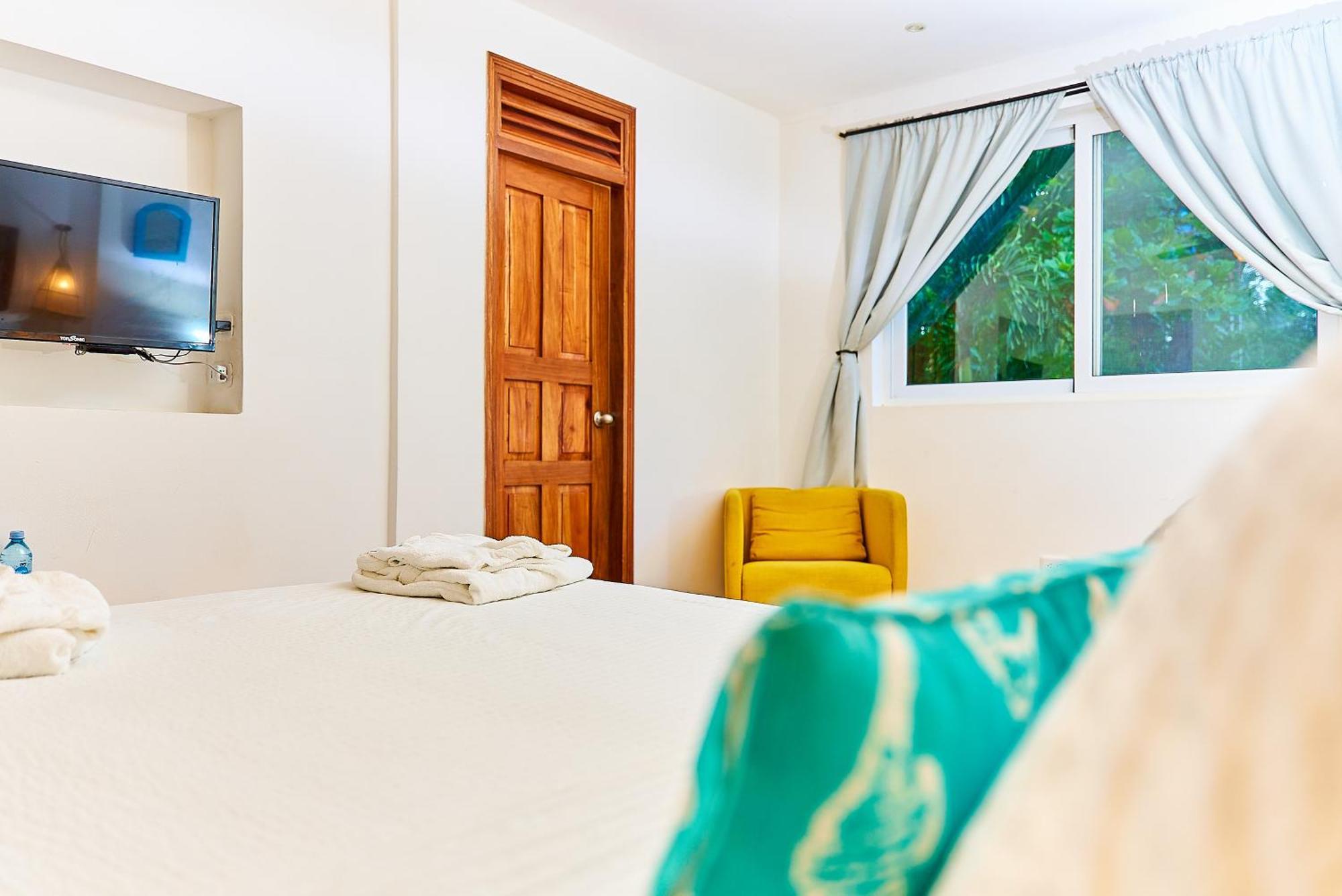 Aaki Hotel Las Penitas Bagian luar foto